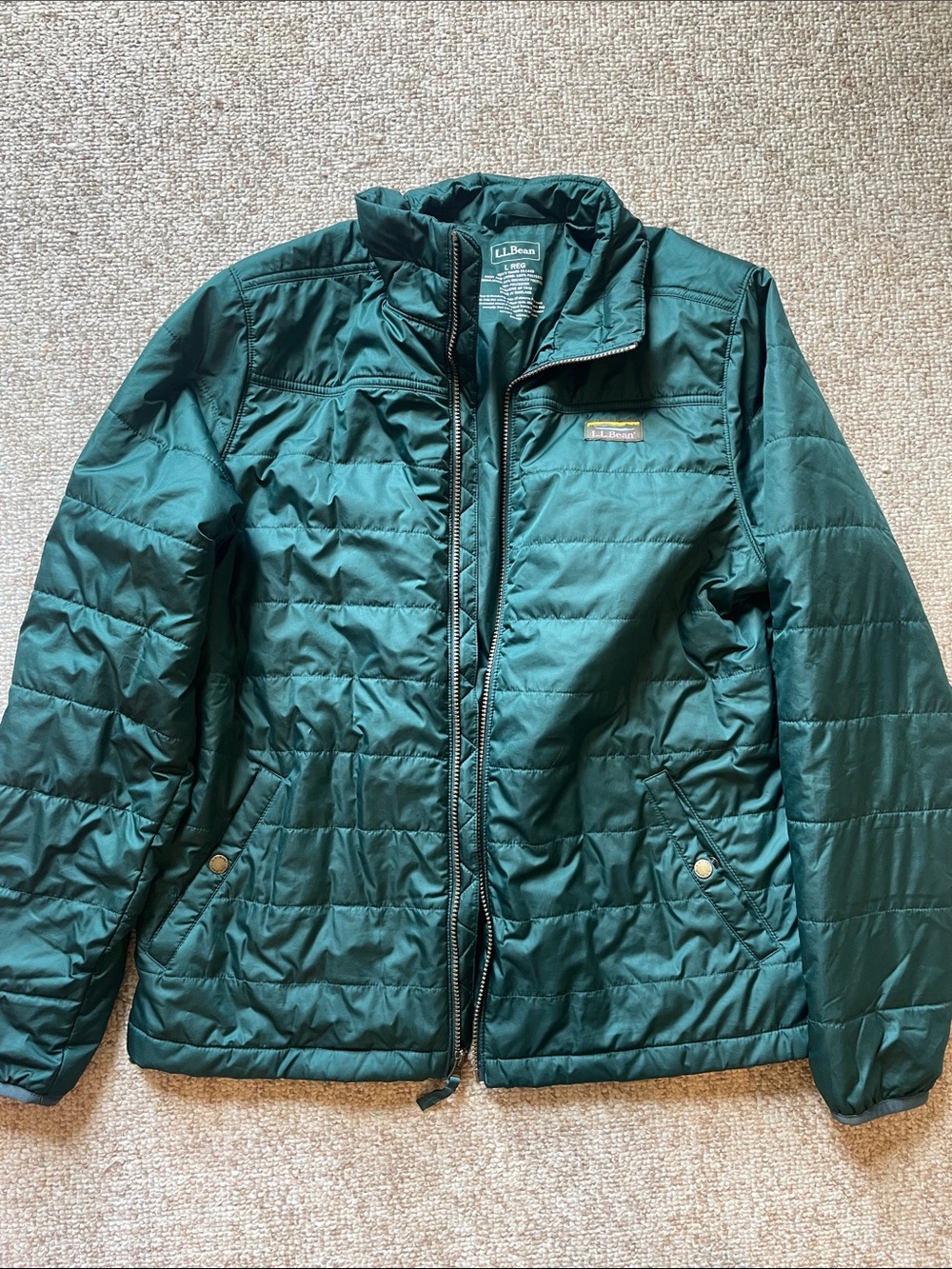 L.L. Bean Women's Puffer Jacket in Dark Green